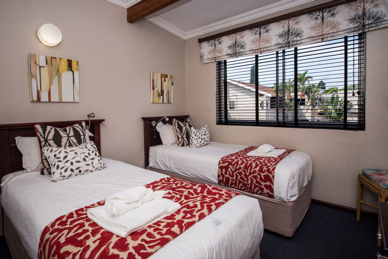 Bedroom 12