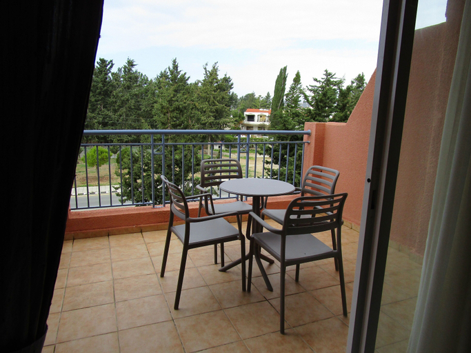 Others 5, Resitour - Limnaria Gardens