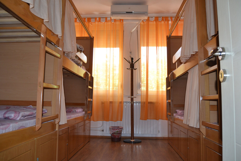 Others 1, Hostel Valentin 2