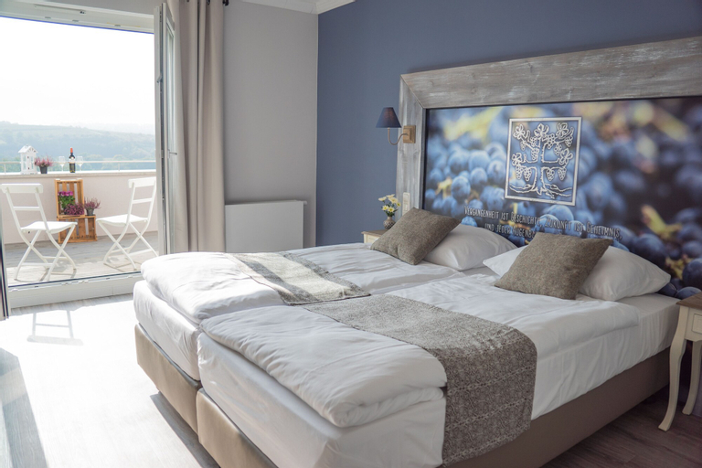 Bedroom 5, Trautwein - Das Winzerhotel am La Roche, Alzey-Worms
