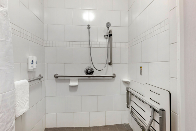 Bathroom 4, Comfort Inn - Weatherford, Parker