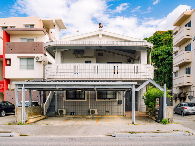 INFNITY HOTEL (JICCHAKU) Unmanned hotel! Limited to 1 group per day! Group travel is welcome!, Urasoe