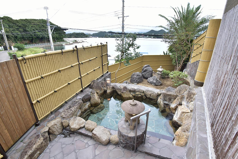 Open air bath 5, Shirahamayasuraginoyado tomarigi, Shirahama