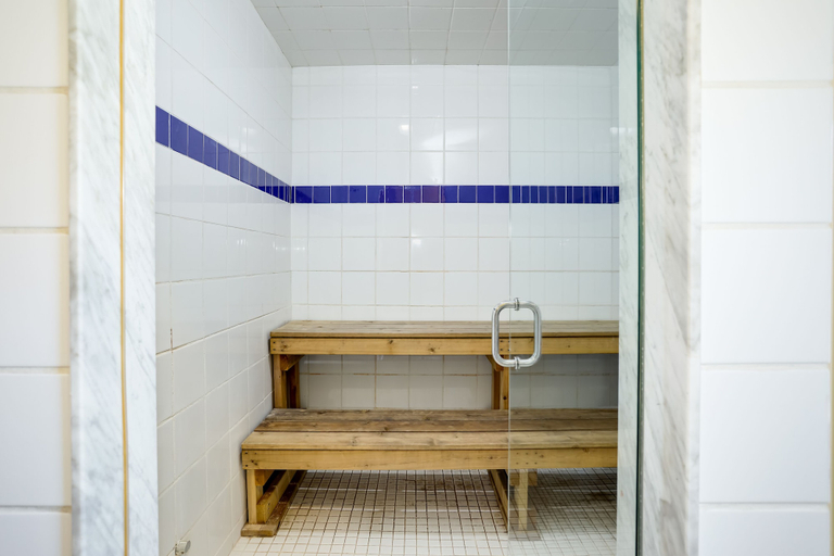 Bathroom 4, Blue View Chalets, Grey