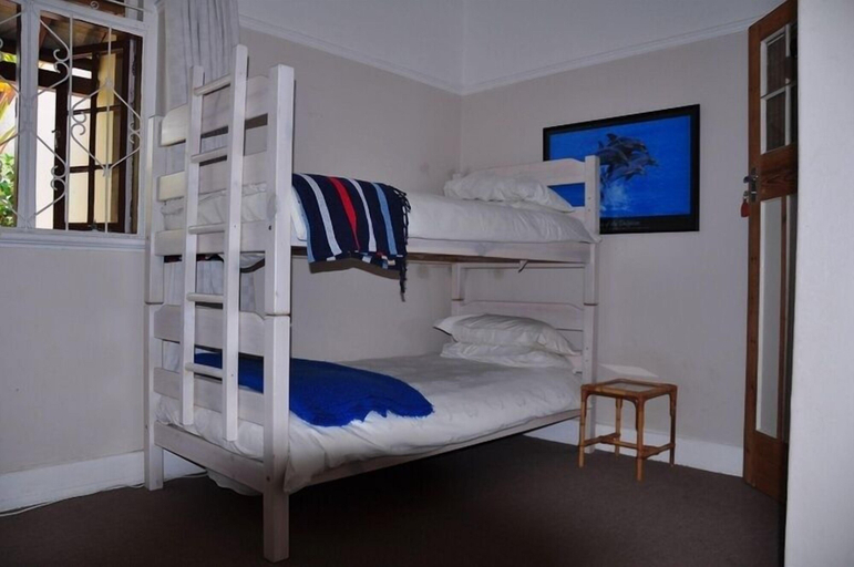 Bedroom 2, Admirals Rest Self-Catering House, Eden