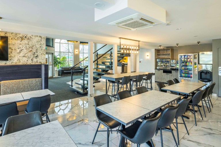 Food & Drinks 5, Les Suites de Laviolette, an Ascend Collection Hotel, Francheville