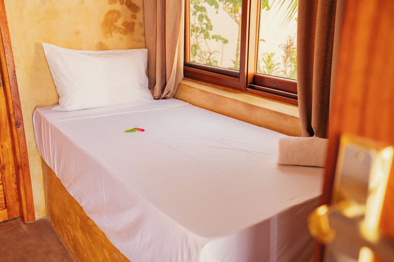 Bedroom 3, Mayai Ocean Resort, Kusini
