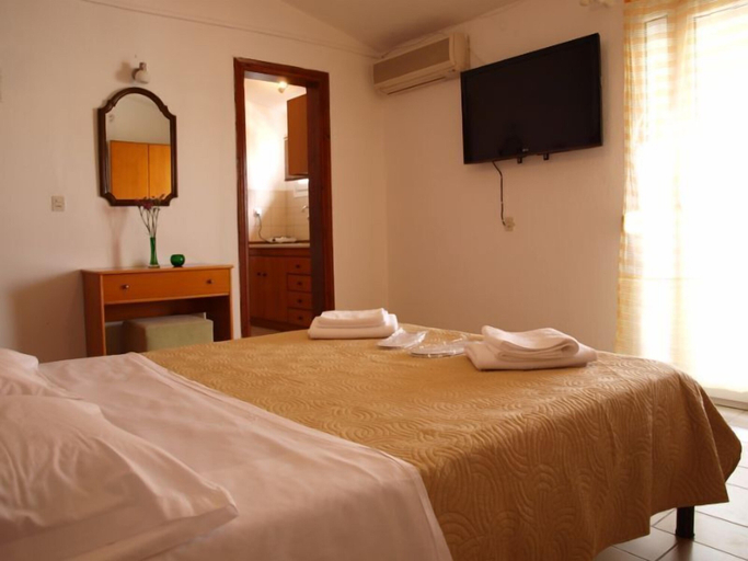 Bedroom 4, Kokkos Brothers, Central Macedonia