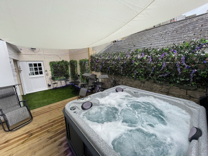 Sport & Beauty 5, The Jubilee Hotel East- with Spa Facilities, Dorset