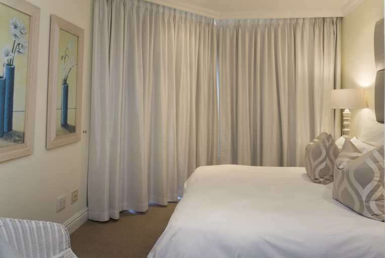 Bedroom 4, 302 Oyster Schelles, eThekwini