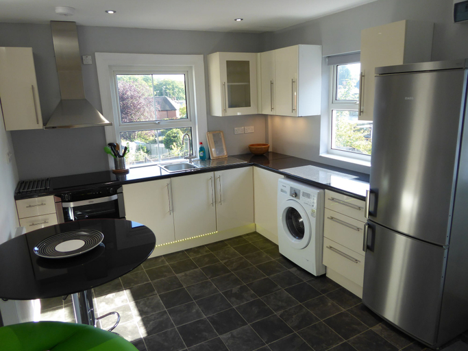 Others 5, Sunninghill Apartment, Windsor and Maidenhead