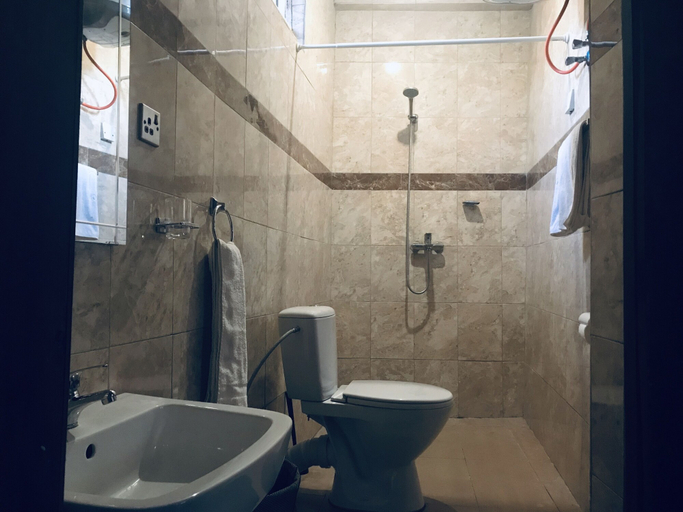 Bathroom 3, Belvoir Apart-Hotel, Western Urban