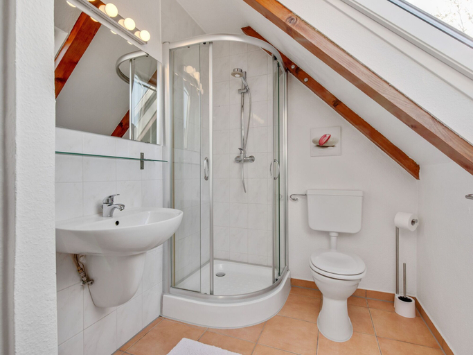 Bathroom 4, Enticing Holiday Home in Oldenburg with Garden near Sea, Ostholstein