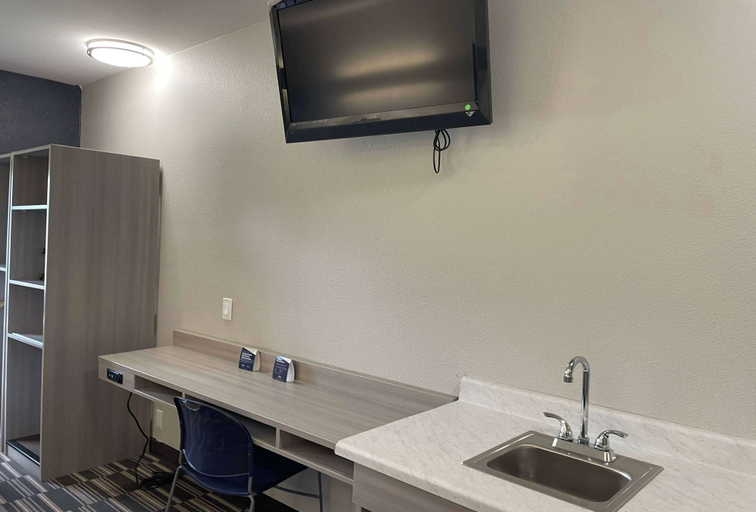 Bathroom 5, Microtel Inn & Suites by Wyndham Bossier City, Bossier
