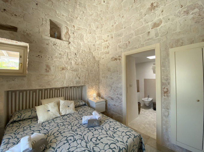 Bedroom 3, TD Trulli di Bouganville w/ Large Amazing Pool, Bari