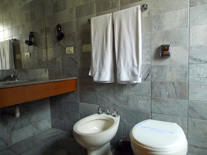Bathroom 4, Duomo Park Hotel, Curitiba