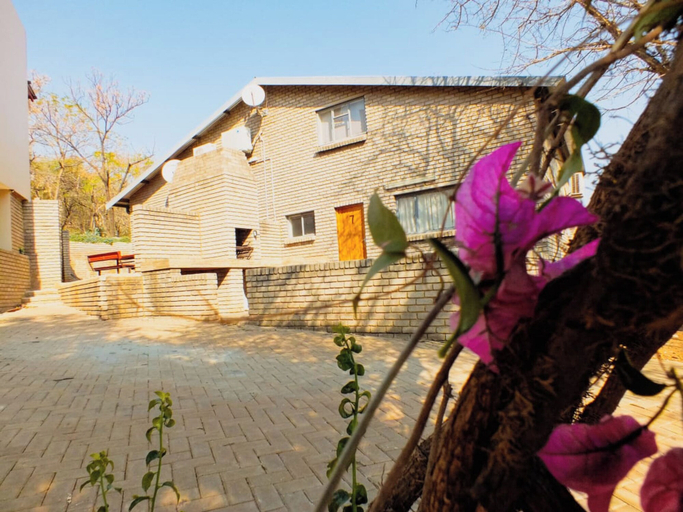 Exterior & Views 2, White Silo Accommodation, Waterberg
