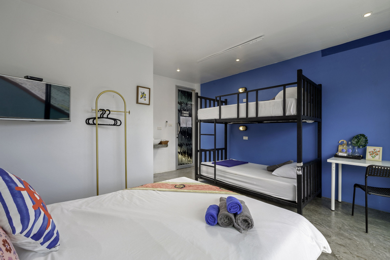 Bedroom 6