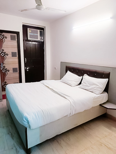 Bedroom 2, Roomshala 118 Hotel Acclaim 7 sky, Delhi