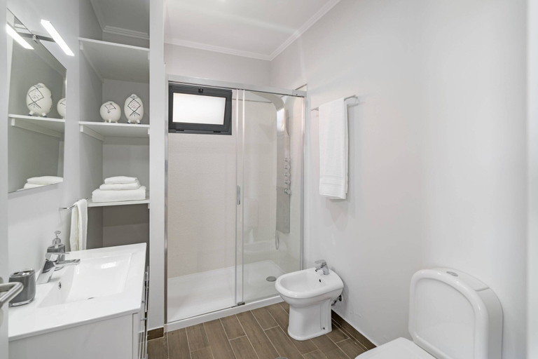 Bathroom 4, Felicidade Rocha I, for Families, With a Pool, Calheta
