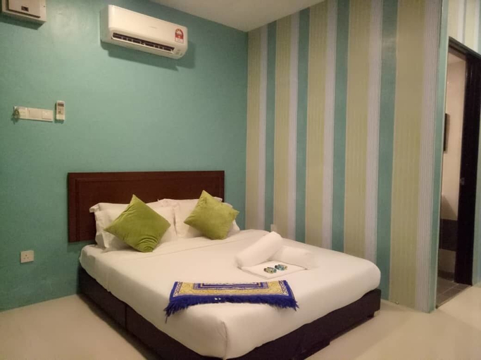 Bedroom 12