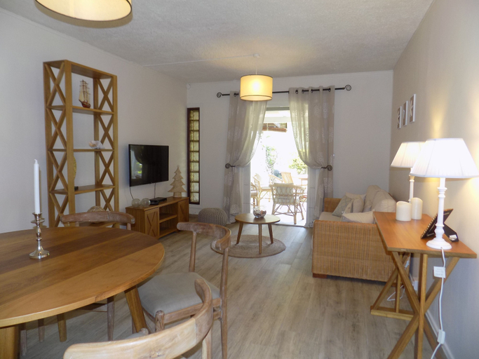Others 3, The Beach Retreat