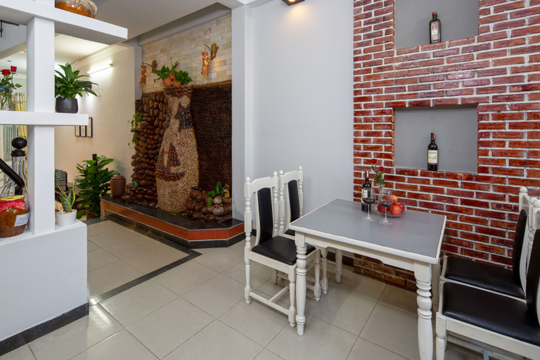 Others 4, T P House 5, Da Nang