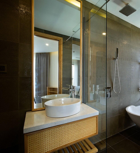Bathroom 4, LIVIE DANANG ANTHUONG, Da Nang