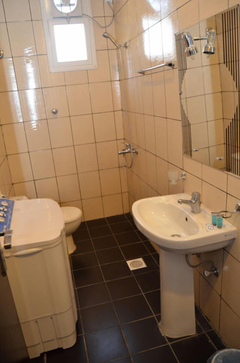 Bathroom, Fakhamat Aldyar for serviced Apartments, Taif