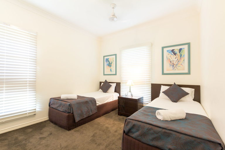 Bedroom 4, Toscana Village Resort, Whitsunday