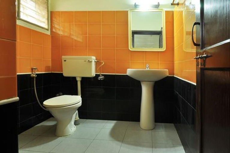Bathroom 3, Archana Inn, Ernakulam