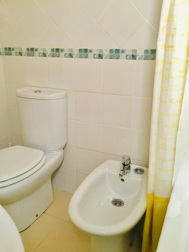 Bathroom 3, Apartamento Global 70, Granada