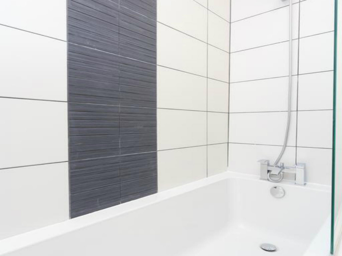 Bathroom 4, Live in Leeds Grange Apartments, Leeds