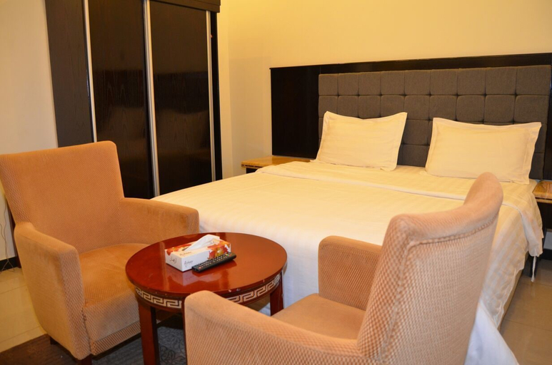 Bedroom 2, Fakhamat Aldyar for serviced Apartments, Taif