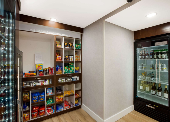 Food & Drinks 5, Hampton Inn by Hilton Philadelphia / Willow Grove, Montgomery