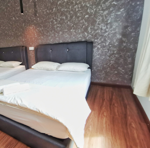 Bedroom 14