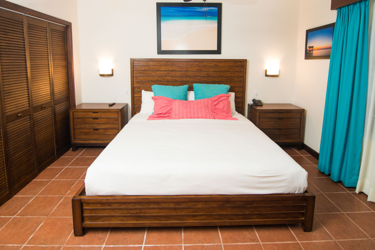 Bedroom 4, Mayan Princess Beach & Dive Resort - All Inclusive, Roatán