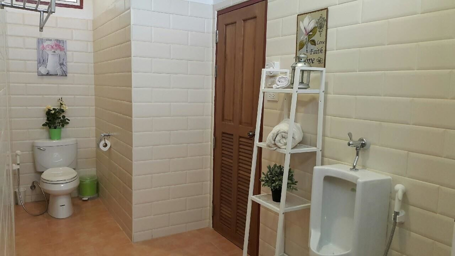 Bathroom 4, Villa Nachalieng, Nong Phai