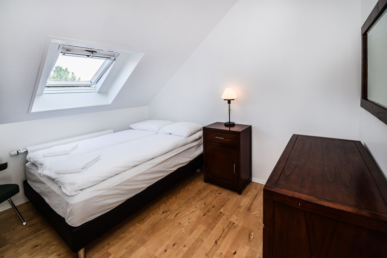 Bedroom 3, Apartment LE28, Reykjavík