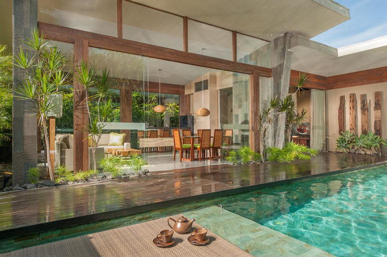 Swimming Pool 9