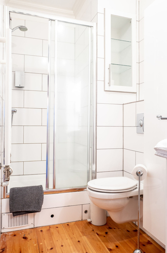 Bathroom 4, Luna Apartments, Reykjavík