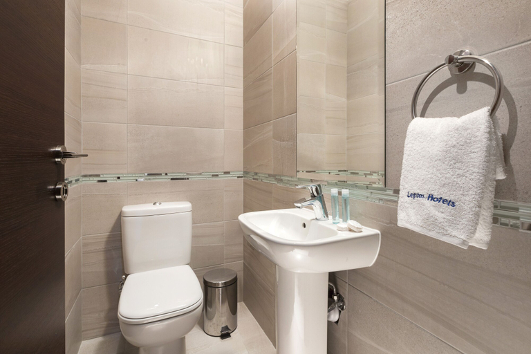 Bathroom 4, Resitour - Aphrodite Gardens