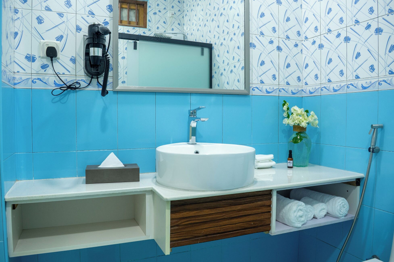 Bathroom 4, Wanderlust Fuvahmulah