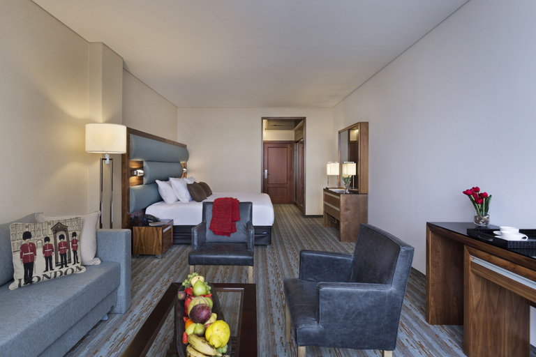 Bedroom 3, Garden Hotel