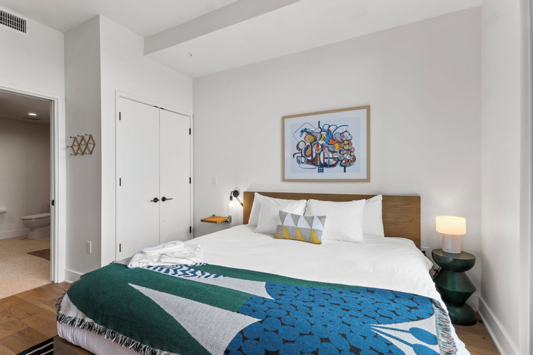 Bedroom 18