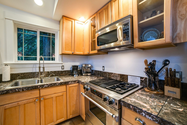 Others 5, 01SL-Hot Tub-Pets OK-BBQ-WIFI - Sleeps 8, Whatcom
