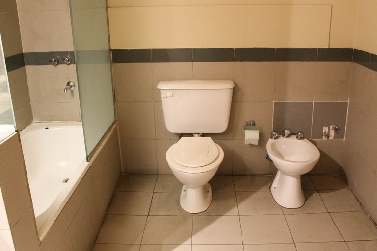 Bathroom 4, Casi Guemes Hotel, Capital