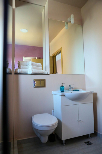 Bathroom 4, Sangria Luxury Family, Navodari