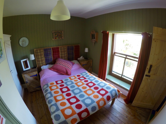 Bedroom 2, Western House B and B, Swansea