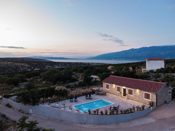 Sport & Beauty 5, Villa Nika, Novalja